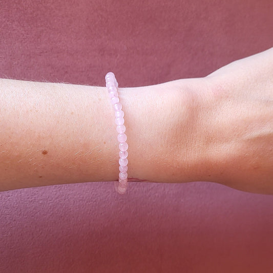 Rosakvart armbånd, 4mm