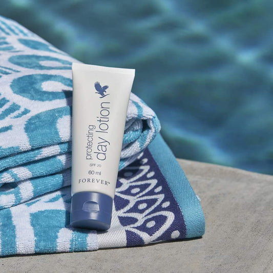 Forever Protecting Day Lotion, SPF 20